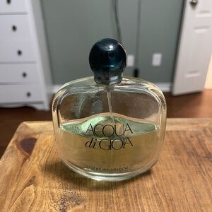 Giorgio Armani Acqua di Gioia with Black Cap